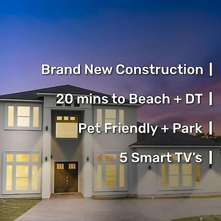 Newly Built Stylish Retreat With Designer Kitchen - Near Park & Beach Corpus Christi Zewnętrze zdjęcie